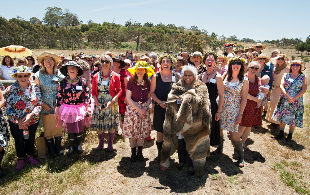 SOme of the 120 women who recently attended the " Chicks in the Sticks" Event at Carlsruhe.        ©Scheltema