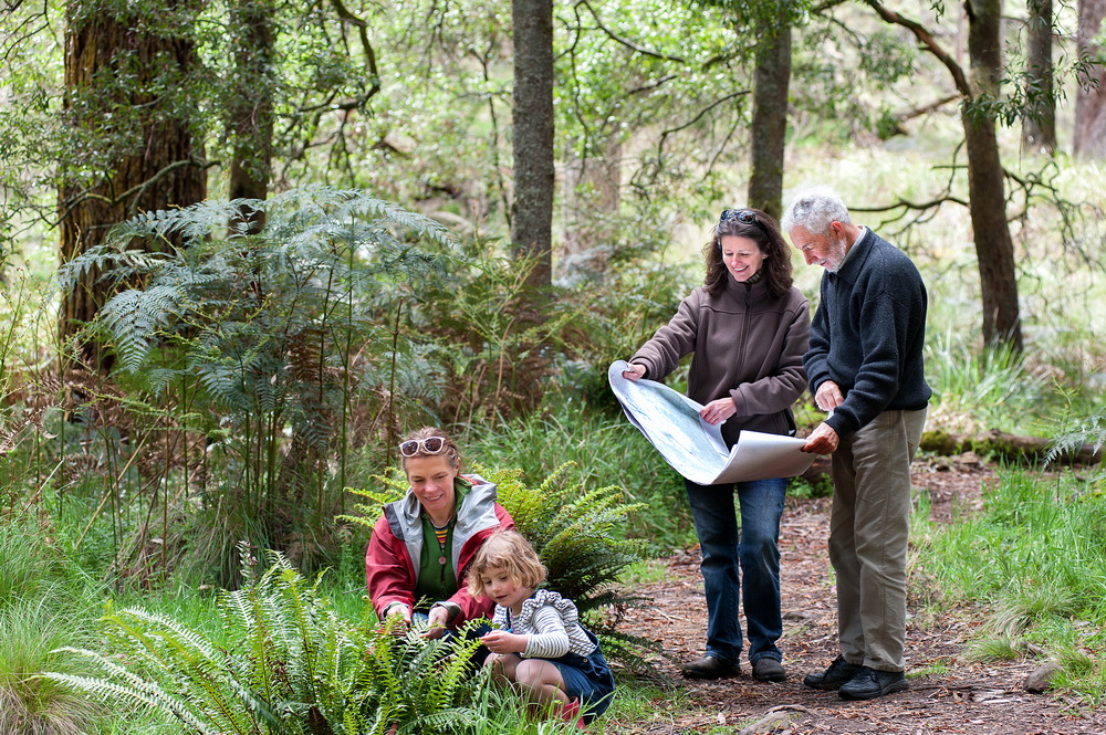 Sophie and Marigold Bickford,Kate Daniels and Barry Elliot on the Coliban River begin planning after news of the Network's success in obtaining a grant. ©Scheltema